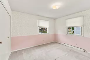 327 W Porter St, Oglesby, IL 61348 - Photo 12