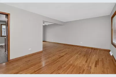 517 Barnsdale Road #A, La Grange Park, IL 60526 - Photo 4