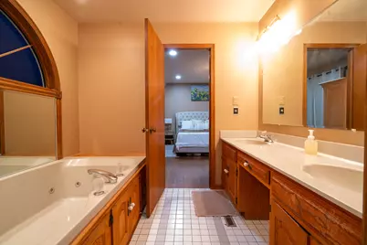 10300 S 75th Avenue, Palos Hills, IL 60465 - Photo 24