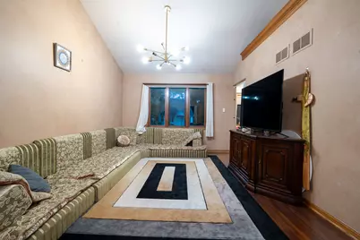 10300 S 75th Avenue, Palos Hills, IL 60465 - Photo 14