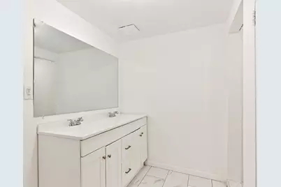 194 N Entrance Avenue, Kankakee, IL 60901 - Photo 44