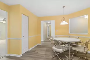 501 Grosse Pointe Cir, Vernon Hills, IL 60061 - Photo 6