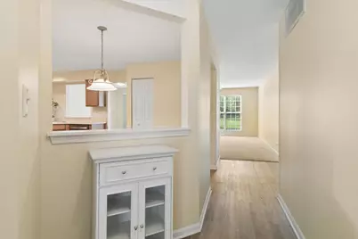 501 Grosse Pointe Circle, Vernon Hills, IL 60061 - Photo 2