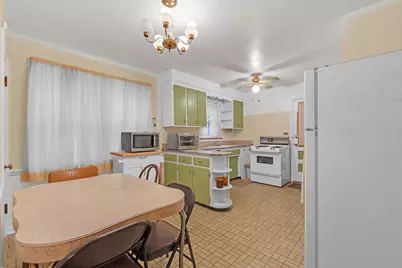 5219 N Marmora Avenue, Chicago, IL 60630 - Photo 14