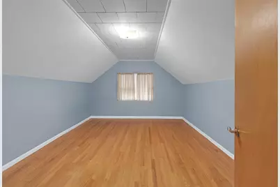 5219 N Marmora Avenue, Chicago, IL 60630 - Photo 6