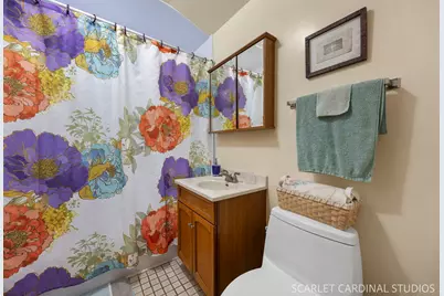 301 E Vermont Street, Villa Park, IL 60181 - Photo 8
