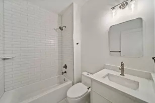 1355 W 16th St, Chicago, IL 60608 - Photo 16