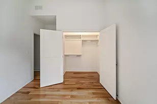 1355 W 16th St, Chicago, IL 60608 - Photo 12