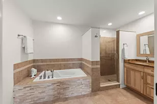 1608 Lois Ann Ln, Naperville, IL 60563 - Photo 22