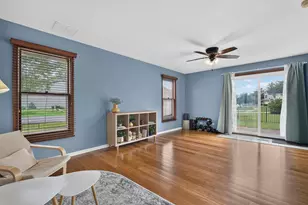 650 Wainsford Dr, Hoffman Estates, IL 60169 - Photo 12
