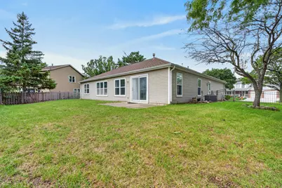 650 Wainsford Drive, Hoffman Estates, IL 60169 - Photo 28