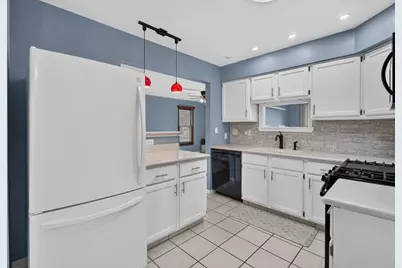 650 Wainsford Drive, Hoffman Estates, IL 60169 - Photo 16