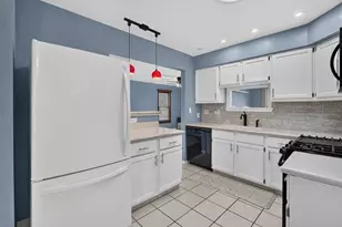 650 Wainsford Dr, Hoffman Estates, IL 60169 - Photo 16