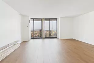 10 E Ontario St, Chicago, IL 60611 - Photo 6