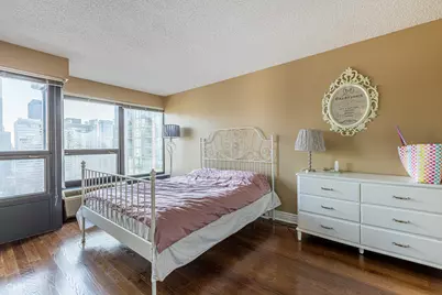 30 E Huron Street #3003, Chicago, IL 60611 - Photo 8