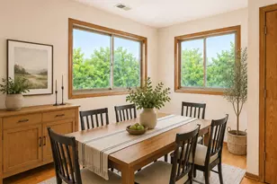2453 S Archer Ave, Chicago, IL 60616 - Photo 4
