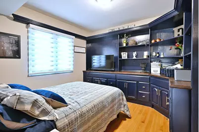 1739 Farwell Avenue, Des Plaines, IL 60018 - Photo 28