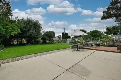 1739 Farwell Avenue, Des Plaines, IL 60018 - Photo 56
