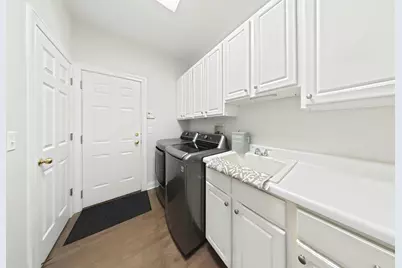 7160 Brae Court, Gurnee, IL 60031 - Photo 38