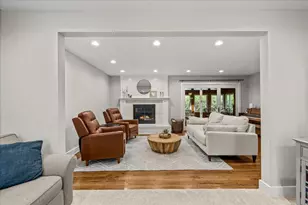 154 Willow Ave, Deerfield, IL 60015 - Photo 6