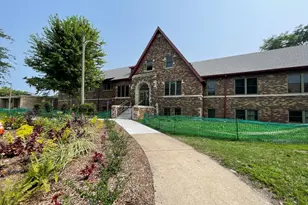 2453 W Irving Park Rd, Chicago, IL 60618 - Photo 42