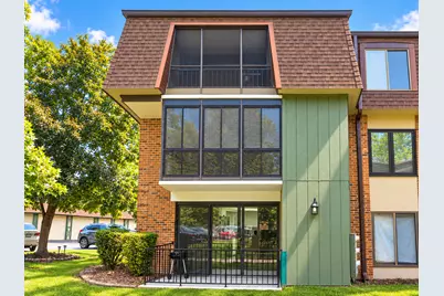 9165 North Road #F, Palos Hills, IL 60465 - Photo 1
