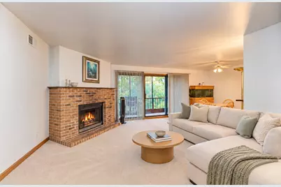 9165 North Road #F, Palos Hills, IL 60465 - Photo 2
