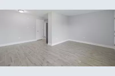 2537 E 83rd Street #205, Chicago, IL 60617 - Photo 4