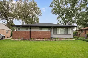 2829 Stafford Dr, Markham, IL 60428 - Photo 2