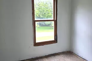 318 W Jefferson St, Gardner, IL 60424 - Photo 10