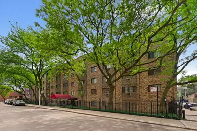 611 W Patterson Avenue #420, Chicago, IL 60613 - Photo 1
