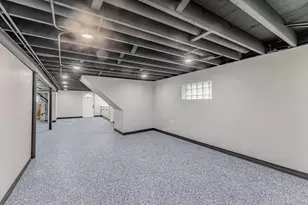 6351 S Kilbourn Ave, Chicago, IL 60629 - Photo 30