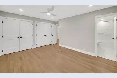 7846 Maple Street, Morton Grove, IL 60053 - Photo 12
