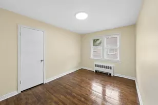 6547 N California Ave, Chicago, IL 60645 - Photo 10