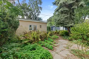 1435 W Glenlake Ave, Chicago, IL 60660 - Photo 12