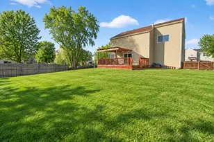451 Lexington Dr, Romeoville, IL 60446 - Photo 16