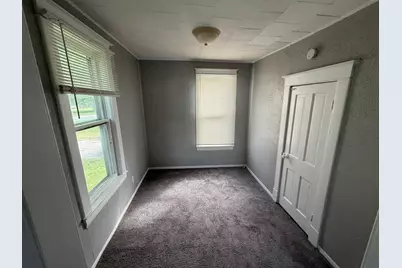 402 SW 3rd Street, Aledo, IL 61231 - Photo 8