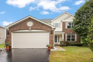 5961 Mackinac Ln, Hoffman Estates, IL 60192 - Photo 1