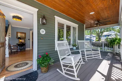 318 W Lake Street, Barrington, IL 60010 - Photo 2