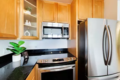 3660 N Lake Shore Drive #3307, Chicago, IL 60613 - Photo 10