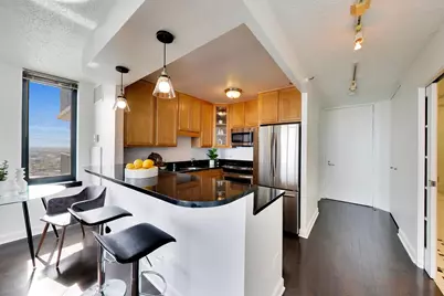 3660 N Lake Shore Drive #3307, Chicago, IL 60613 - Photo 8