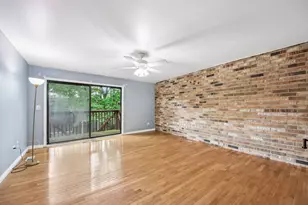 105 W Dover Dr, Mount Prospect, IL 60056 - Photo 22