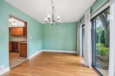 105 W Dover Drive, Mount Prospect, IL 60056 - Photo 8
