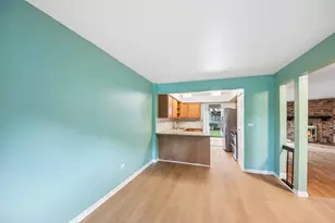 105 W Dover Dr, Mount Prospect, IL 60056 - Photo 30