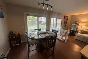 109 Sussex Cir, Schaumburg, IL 60193 - Photo 6