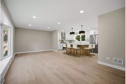 8009 Winter Circle, Downers Grove, IL 60516 - Photo 10