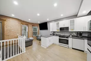 231 E 59th St, Chicago, IL 60637 - Photo 6