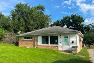 16 Sauk Trail, Park Forest, IL 60466 - Photo 2