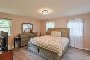 1431 Maple Ln, Elgin, IL 60123 - Photo 18