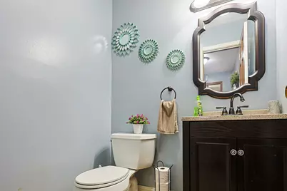 1431 Maple Lane, Elgin, IL 60123 - Photo 24